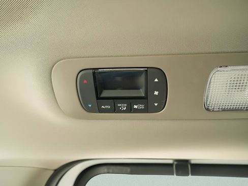 Used 2023 Honda Odyssey Elite image 24