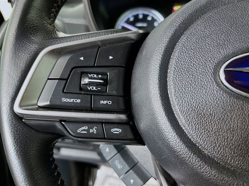 Used 2022 Subaru Forester Premium AWD/4WD image 15