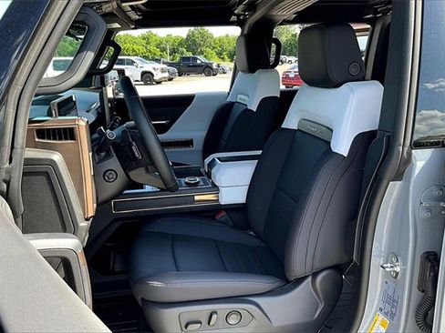 New 2025 GMC Hummer EV 3X image 9