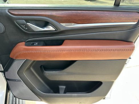 Certified 2023 GMC Yukon XL Denali Ultimate AWD/4WD image 33