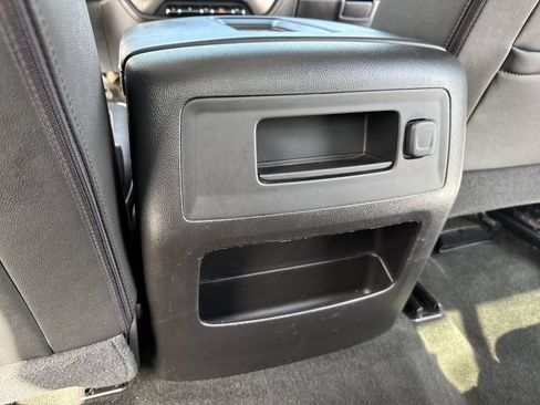Used 2017 Chevrolet Silverado 1500 High Country AWD/4WD image 37