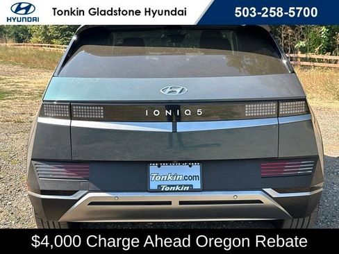 Certified 2024 Hyundai Ioniq 5 SEL RWD image 8