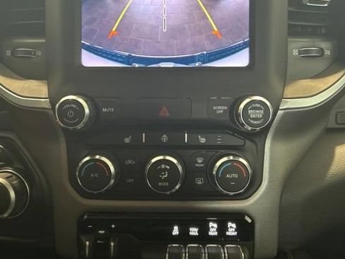 Used 2020 RAM 1500 Big Horn AWD/4WD image 13