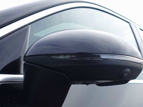 Used 2026 Mercedes-Benz GLC 300 4MATIC image 61