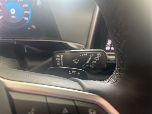 New 2026 Volkswagen Atlas Cross Sport SEL Premium R-Line image 25