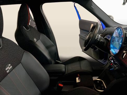 Certified 2025 MINI Cooper Countryman John Cooper Works w/ Comfort Package Max AWD/4WD image 8