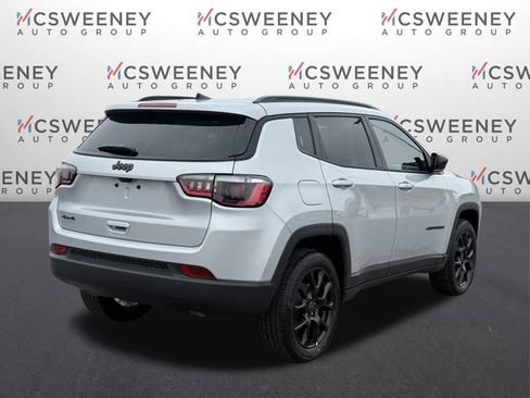 New 2026 Jeep Compass Latitude image 5