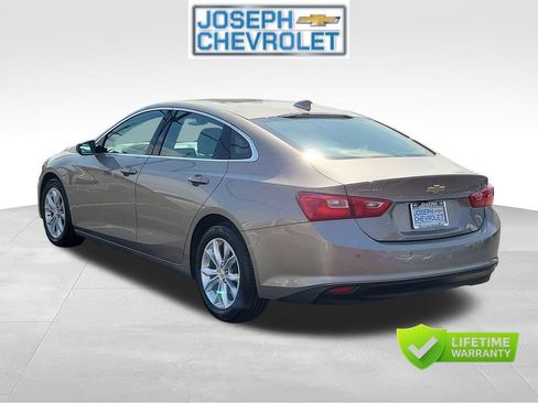 Used 2024 Chevrolet Malibu LT FWD image 3