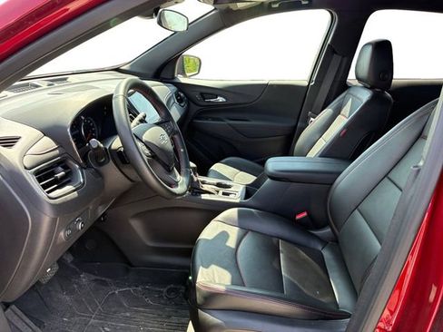 Certified 2023 Chevrolet Equinox RS w/ RS Leather Package AWD/4WD image 11
