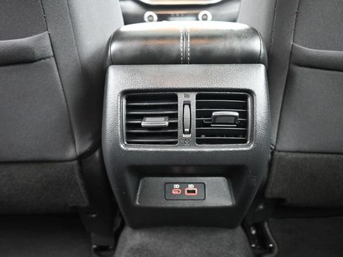 Used 2019 Nissan Altima 2.5 SV AWD/4WD image 33