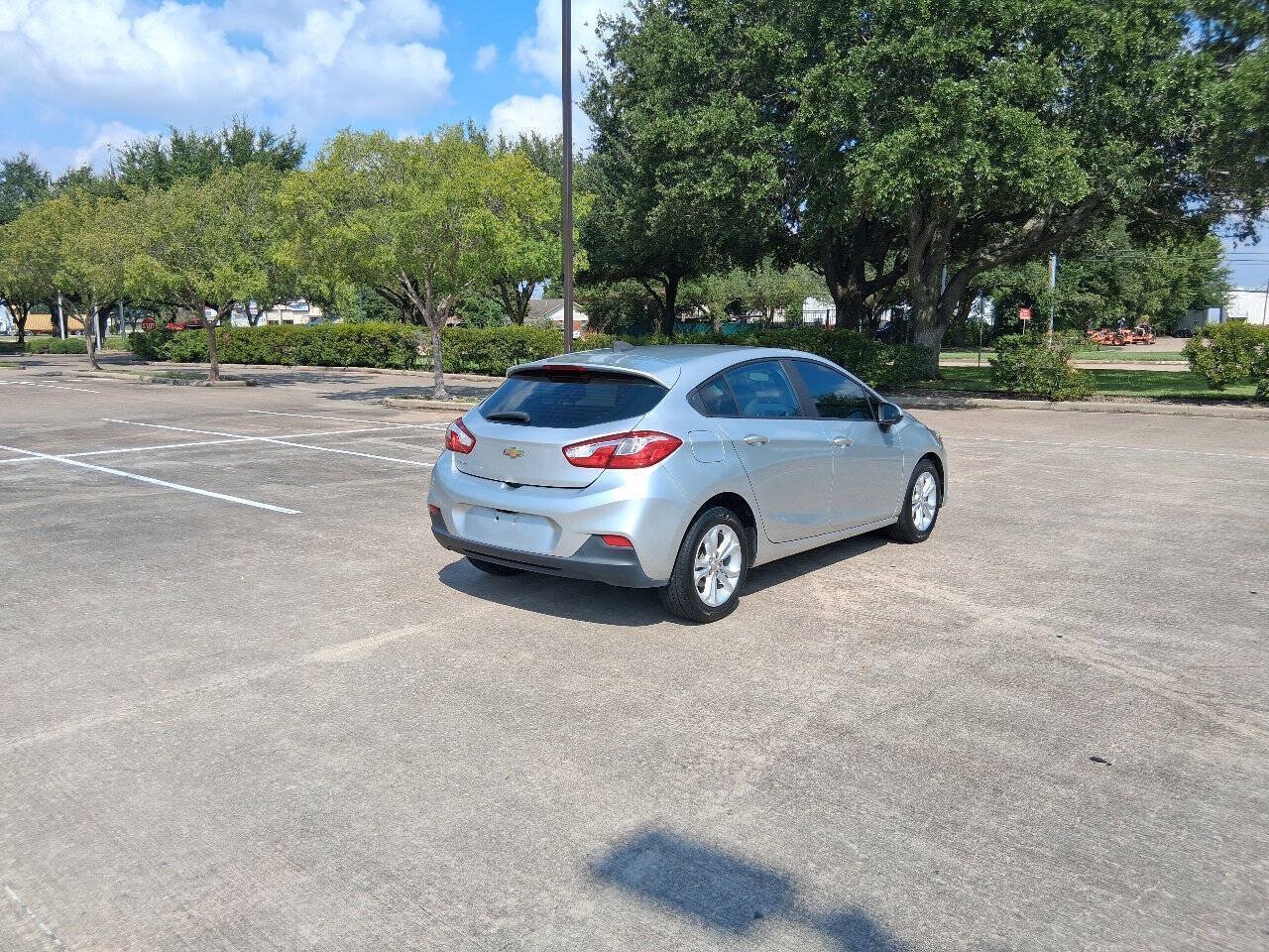 Used 2019 Chevrolet Cruze LS w/ LS Convenience Package FWD image 6