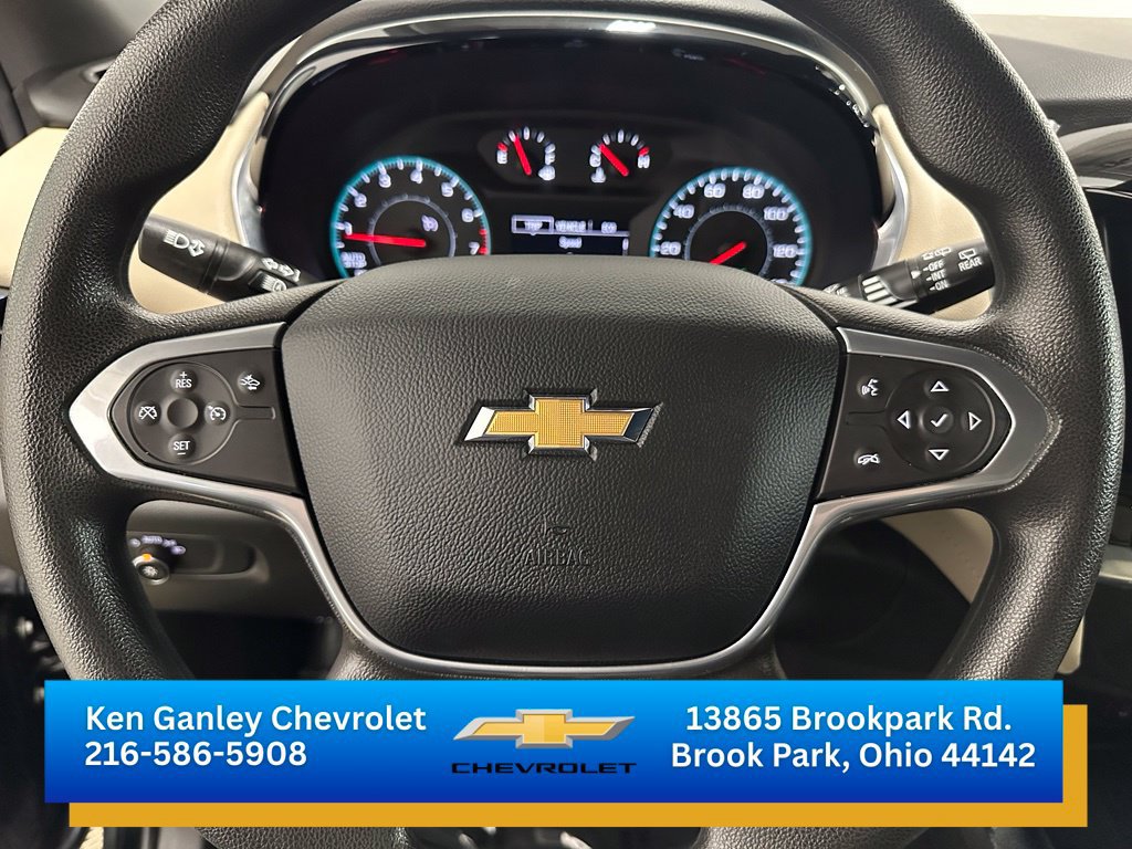 Used 2023 Chevrolet Traverse LS FWD image 13