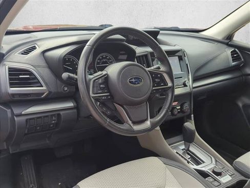 Used 2019 Subaru Forester Premium w/ All-Weather Package AWD/4WD image 9