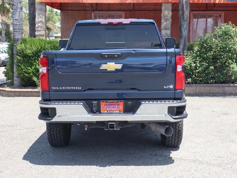 Used 2022 Chevrolet Silverado 2500 LTZ w/ LTZ Premium Texas Edition AWD/4WD image 7