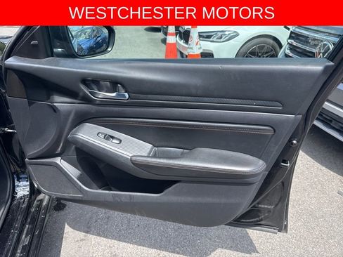 Used 2020 Nissan Altima 2.5 SR FWD image 12
