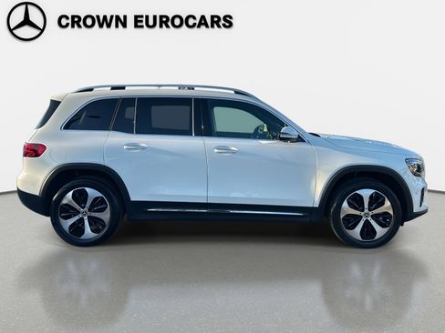 Used 2025 Mercedes-Benz GLB 250 image 6