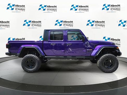 New 2026 Jeep Gladiator Sport AWD/4WD image 6