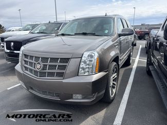 Used 2014 Cadillac Escalade Premium AWD/4WD video 1