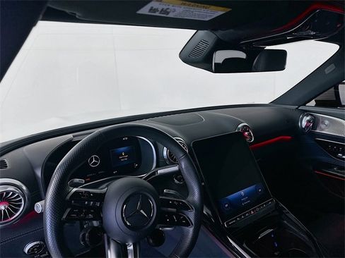 Certified 2023 Mercedes-Benz SL 43 AMG image 9