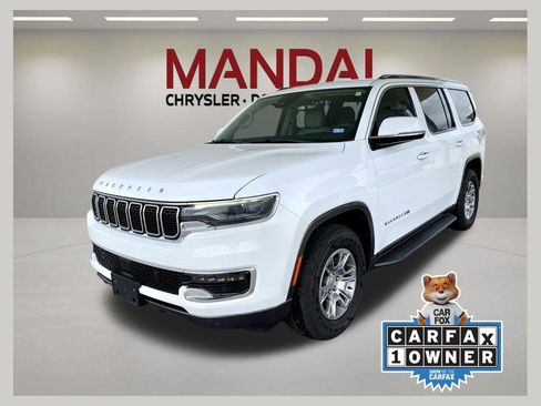 Used 2022 Jeep Wagoneer Series I AWD/4WD image 1