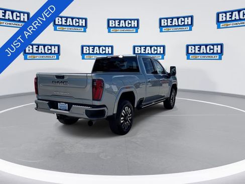 Used 2025 GMC Sierra 2500 Denali Ultimate AWD/4WD image 8