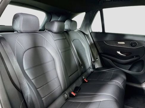 Used 2018 Mercedes-Benz GLC 300 4MATIC image 26