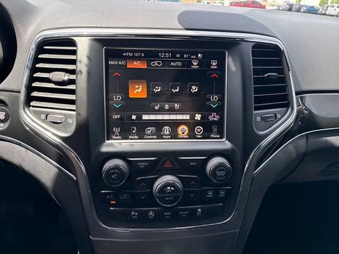 Used 2017 Jeep Grand Cherokee Trailhawk AWD/4WD image 19