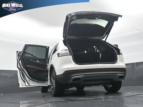 Used 2021 Lincoln Nautilus Reserve w/ Equipment Group 201A FWD image 30