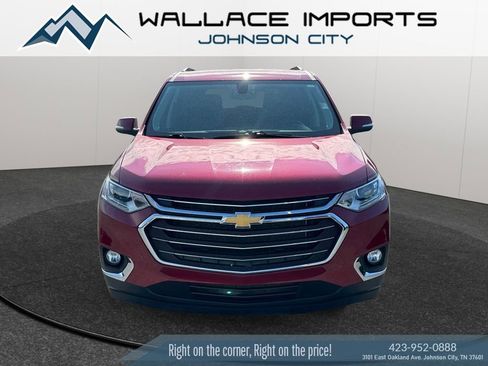 Used 2021 Chevrolet Traverse LT FWD image 8