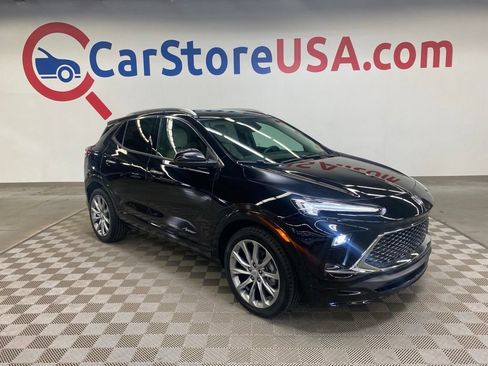 Used 2024 Buick Encore GX Avenir w/ Avenir Convenience Package FWD image 1