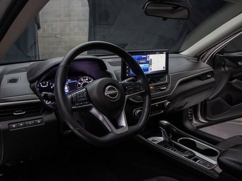 Used 2025 Nissan Altima 2.5 S image 24