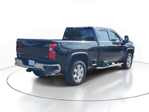 Certified 2020 Chevrolet Silverado 2500 LTZ w/ LTZ Plus Package AWD/4WD image 4