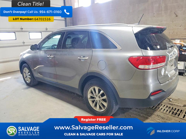Used 2017 Kia Sorento FWD image 3