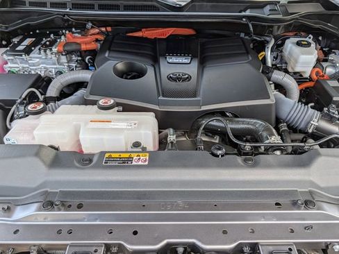 Used 2024 Toyota Tundra TRD Pro AWD/4WD image 37