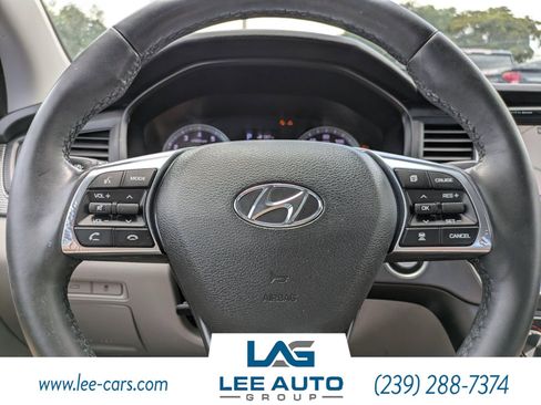 Used 2018 Hyundai Sonata Limited w/ Ultimate Package 07 FWD image 22