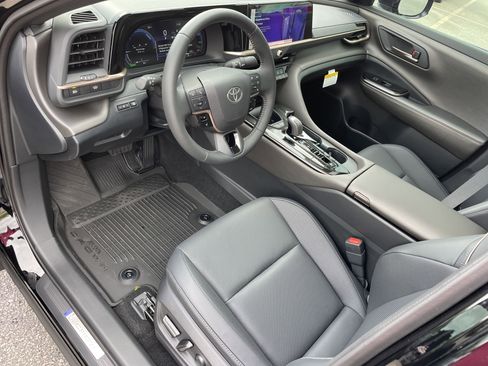 New 2026 Toyota Crown Nightshade image 3