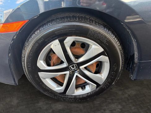 Used 2018 Honda Civic LX image 32