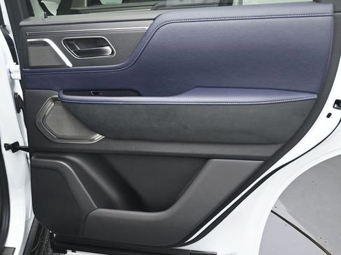 New 2026 INFINITI QX80 4WD image 37