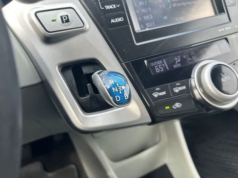 Used 2012 Toyota Prius V Three FWD image 18
