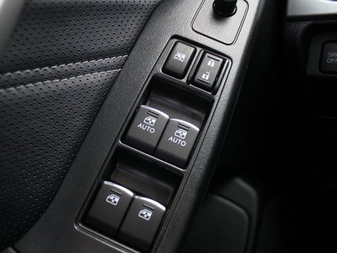 Used 2018 Subaru Forester 2.5i Touring w/ Popular Package #2 image 13