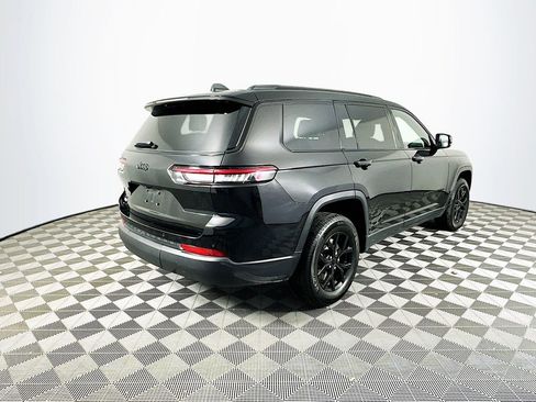 Certified 2024 Jeep Grand Cherokee L Altitude image 12