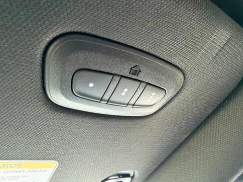 Used 2025 RAM 1500 Limited AWD/4WD image 54