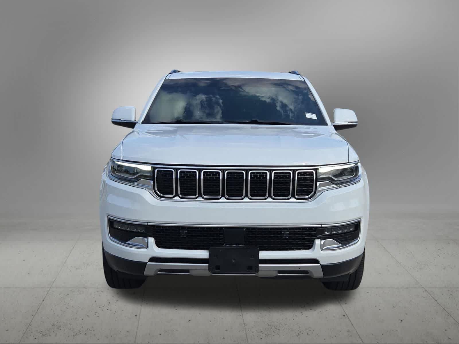 Used 2022 Jeep Wagoneer Series II RWD image 9