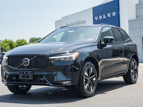 New 2026 Volvo XC60 B5 Plus w/ Protection Package Premier AWD/4WD image 3