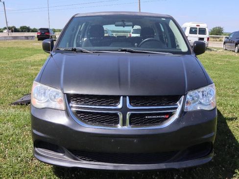 Used 2012 Dodge Grand Caravan American Value Package FWD image 9