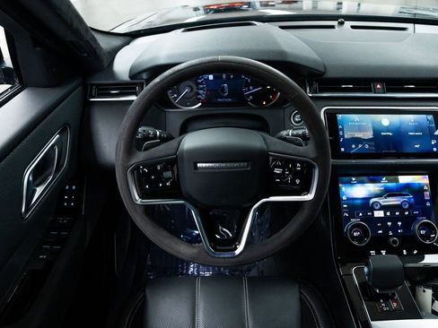 Used 2023 Land Rover Range Rover Velar HST image 12