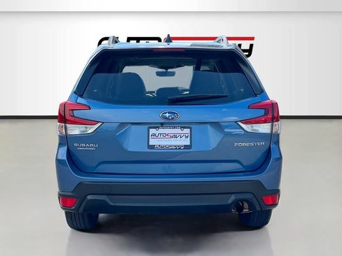 Used 2024 Subaru Forester Premium AWD/4WD image 6