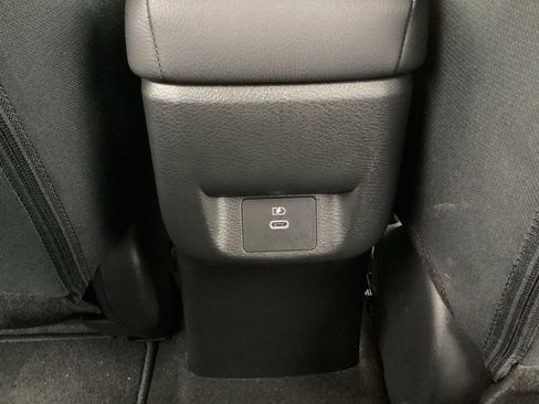 Used 2023 Nissan Versa SV image 26