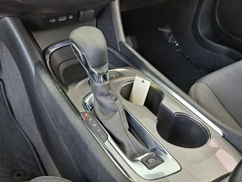 Used 2024 Chevrolet Malibu LT image 18