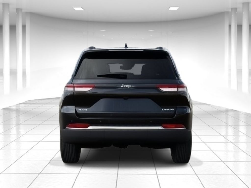 New 2025 Jeep Grand Cherokee Laredo X w/ Luxury Tech Group I AWD/4WD image 7
